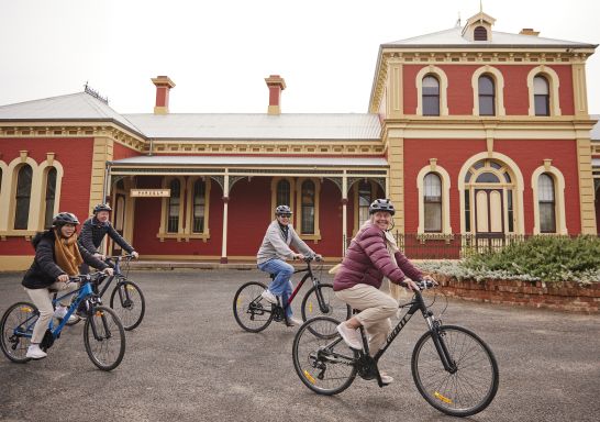 Dunera Museum, Hay